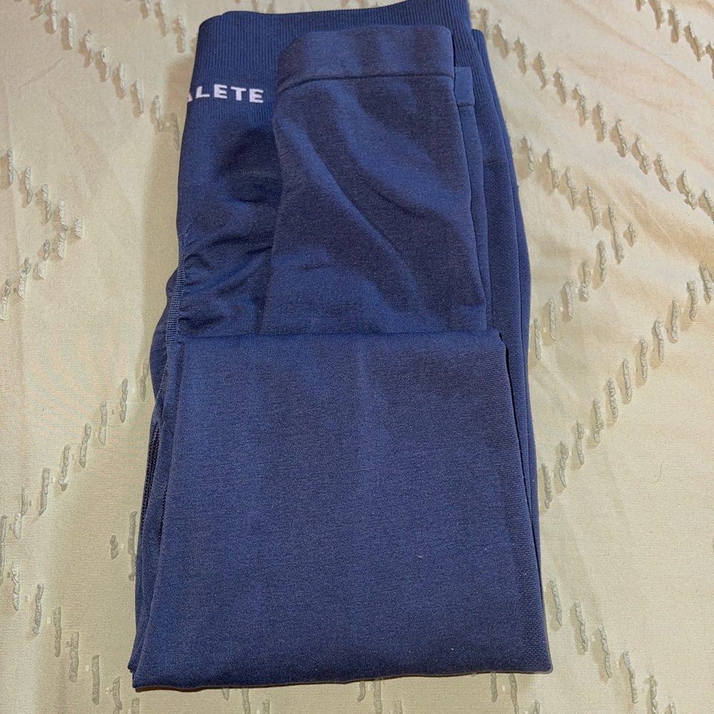 Alphalete leggings dark blue
